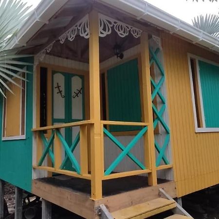 Hotel Yellow Home Providencia Isla South West Bay Exteriör bild