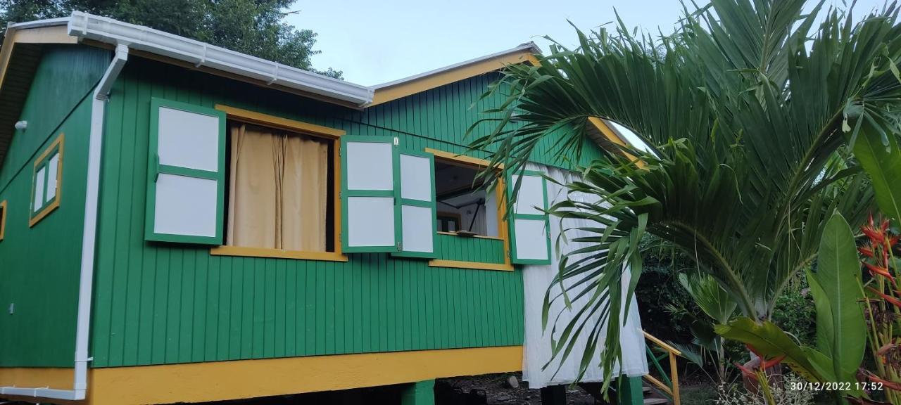 Hotel Yellow Home Providencia Isla South West Bay Exteriör bild