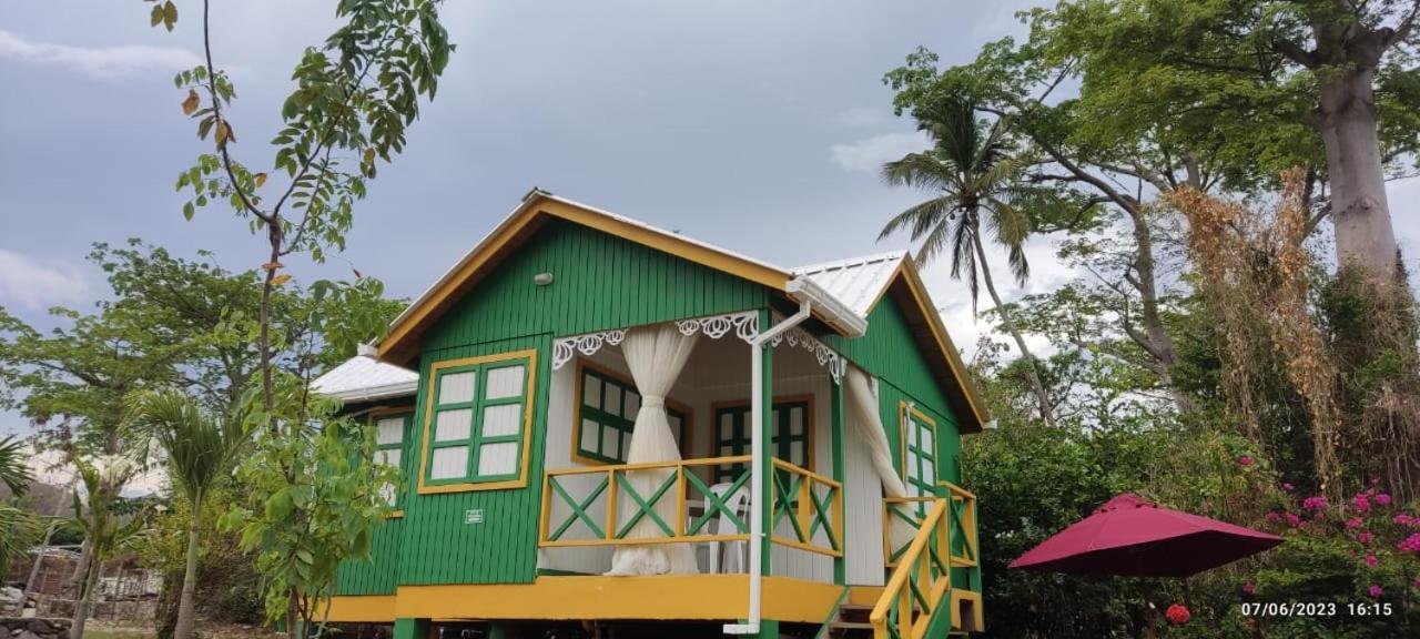 Hotel Yellow Home Providencia Isla South West Bay Exteriör bild